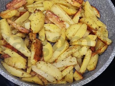 Keptos bulvės su Provanso žolelėmis Žingsnis 3