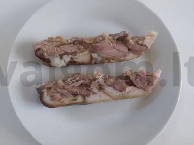 Kiaulienos nugarinės terinas su česnakais pagrindine nuotrauka