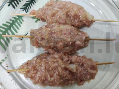Maltos kiaulienos kebabai Žingsnis 3