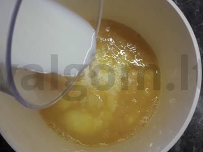 Omletas su sviestu orkaitėje Žingsnis 2