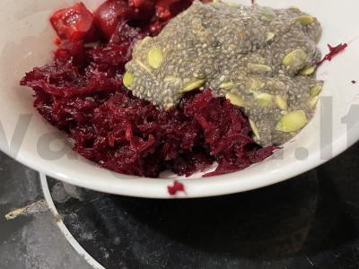 Chia sėklų ir burokėlių košė Žingsnis 3