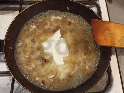 Vištienos jautienos Stroganoff grietinėje Žingsnis 7