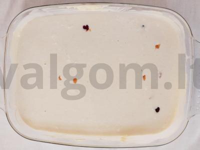 Varškės pudingas su abrikosais ir džiovintomis vyšniomis Žingsnis 3