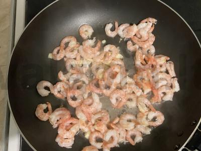Risotto su krevetėmis Žingsnis 2
