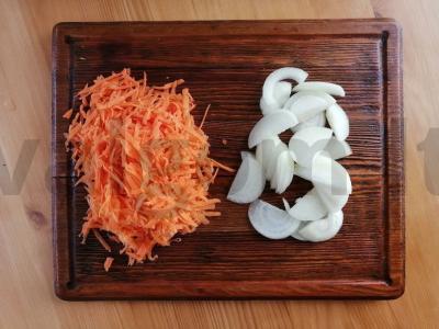 Įdaryta skumbrė su daržovėmis Žingsnis 1