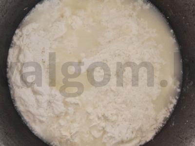 Naminis sūris iš kefyro, varškės ir ožkos pieno Žingsnis 1