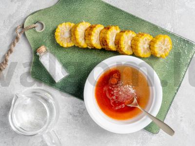 Kiaulienos nugarinė su ant grotelių keptais kukurūzais Žingsnis 4