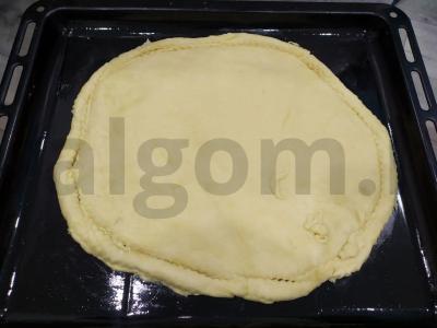 Skanus pyragas su vyšniomis ir grietine Žingsnis 8