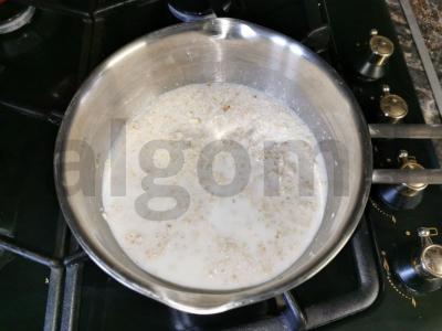 Skani avižinių dribsnių košė su bananais Žingsnis 1