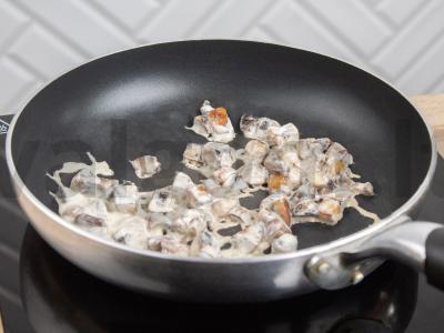Soba su grybais ir grietine Žingsnis 3