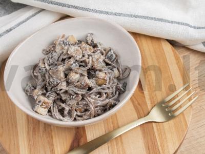 Soba su grybais ir grietine pagrindine nuotrauka