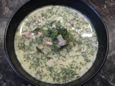 Vandens, grietinės ir majonezo omletas pagrindine nuotrauka