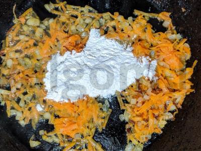 Sūrio sriuba su brokoliais ir vištiena Žingsnis 1