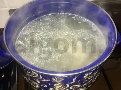 Barščiai su vištienos sultiniu "Be triukšmo" Žingsnis 1