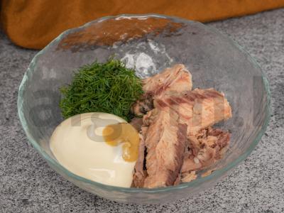 Kiaušiniai, įdaryti rausvąja lašiša ir krapais Žingsnis 3