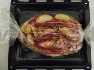 Kepta kiaulienos mentė rankovėje su daržovėmis Žingsnis 3