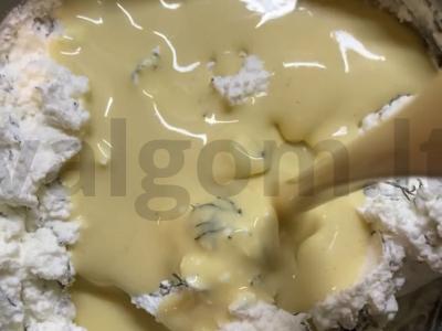 Universalus sūrio padažas Žingsnis 2