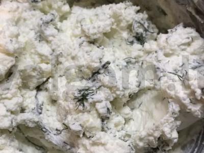 Universalus sūrio padažas pagrindine nuotrauka