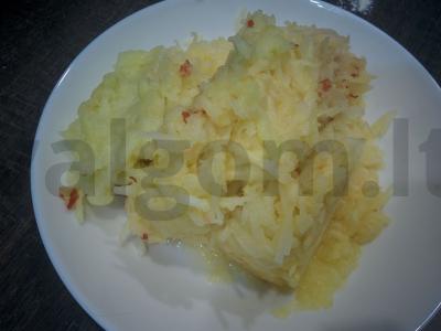 Pabarstytas obuolių pyragas arbatos vakarėliui. Žingsnis 2