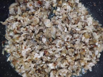 Julienne su vištiena ir grybais be orkaitės Žingsnis 5