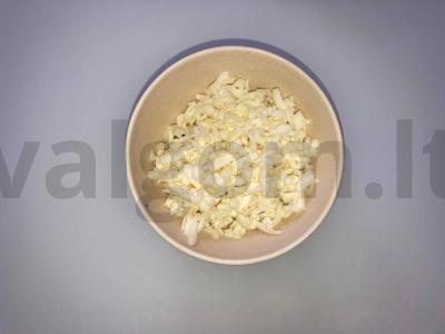 Vištienos šlaunelės su grybais Žingsnis 3