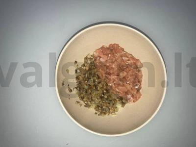 Vištienos šlaunelės su grybais Žingsnis 4