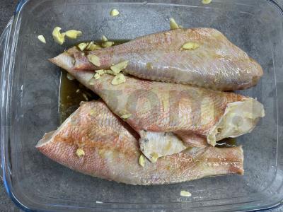 Jūros ešerys gardžiame marinate Žingsnis 2