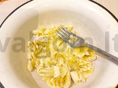 Dietiniai bananų blyneliai Žingsnis 1