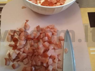 Kedrų salotos su vištienos karpačio ir ananasais Žingsnis 1