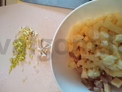 Kedrų salotos su vištienos karpačio ir ananasais Žingsnis 3