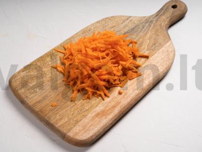 Žuvies salotos žiemai Žingsnis 1