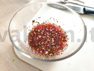 Kiauliena granatų padaže Žingsnis 3