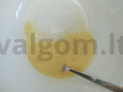 Omletas "Poulard" pusryčiams Žingsnis 3
