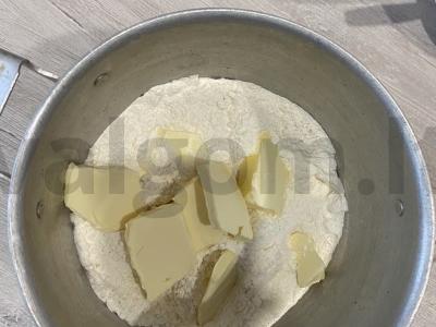 Aromatingi naminiai sausainiai su grietine Žingsnis 6