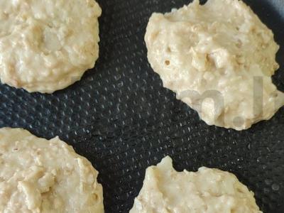 Avižiniai blyneliai su kefyru Žingsnis 3