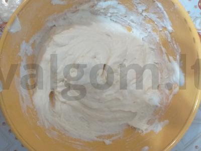 Minkšti varškės blyneliai Žingsnis 1