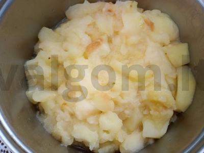 Obuolių tyrė "Nezhenka" Žingsnis 2