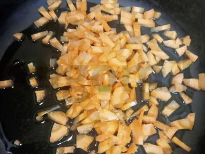 Bulvės su troškiniu Žingsnis 2