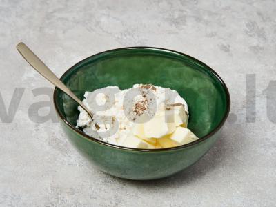 Užkandžiaukite krekeriais su ikrais ir kreminiu sūriu Žingsnis 1