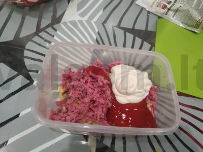 Greiti karšti sumuštiniai su dešra ir marinuotais agurkais Žingsnis 4