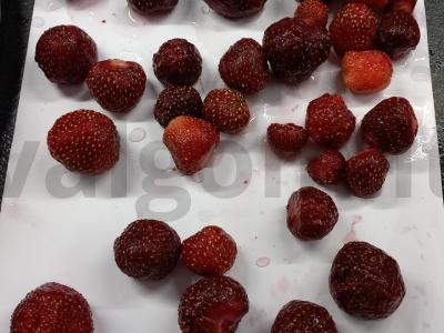 Braškių charlotte Žingsnis 1