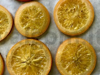 Apelsinų skiltelės, padengtos šokoladu Žingsnis 4