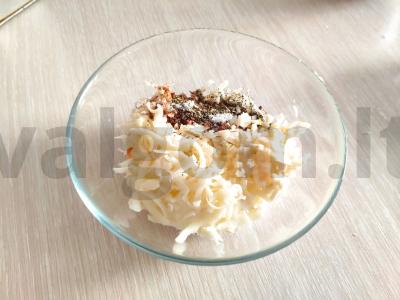 Kiauliena po pomidorais ir sūriu Žingsnis 2