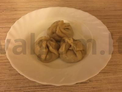 Mantas su namine malta mėsa pagrindine nuotrauka