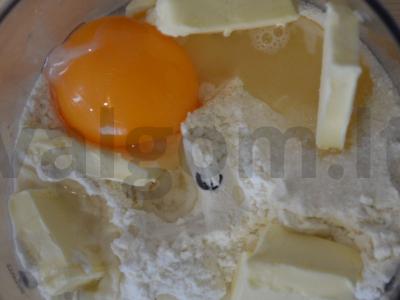 Obuolių pyragas su traškiais trupiniais Žingsnis 1