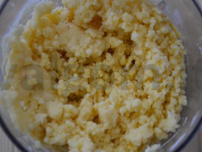 Obuolių pyragas su traškiais trupiniais Žingsnis 2