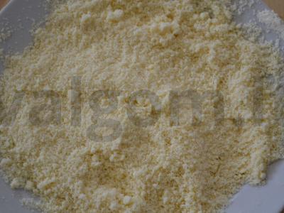 Obuolių pyragas su traškiais trupiniais Žingsnis 4