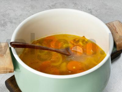 Daržovių sriuba su makaronais Žingsnis 2