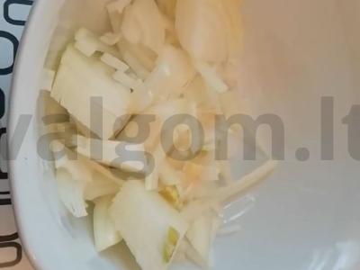 Salotos "Vyrų svajonės" su jautiena ir sūriu Žingsnis 1