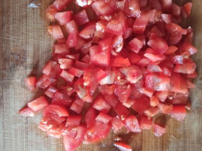 Keptas omletas su daržovėmis, sūriu ir žolelėmis Žingsnis 3